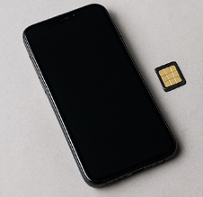 핸드폰과유심칩