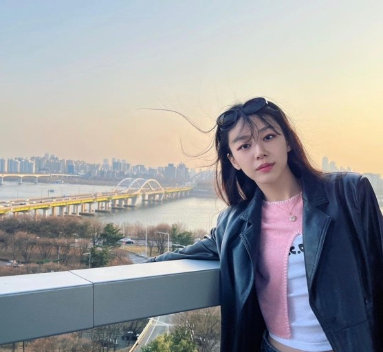 김지석 이주명 띠동갑 커플 