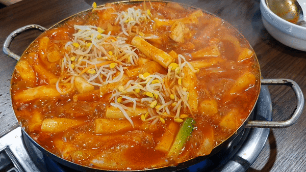 떡도리탕 강남점 끓이기