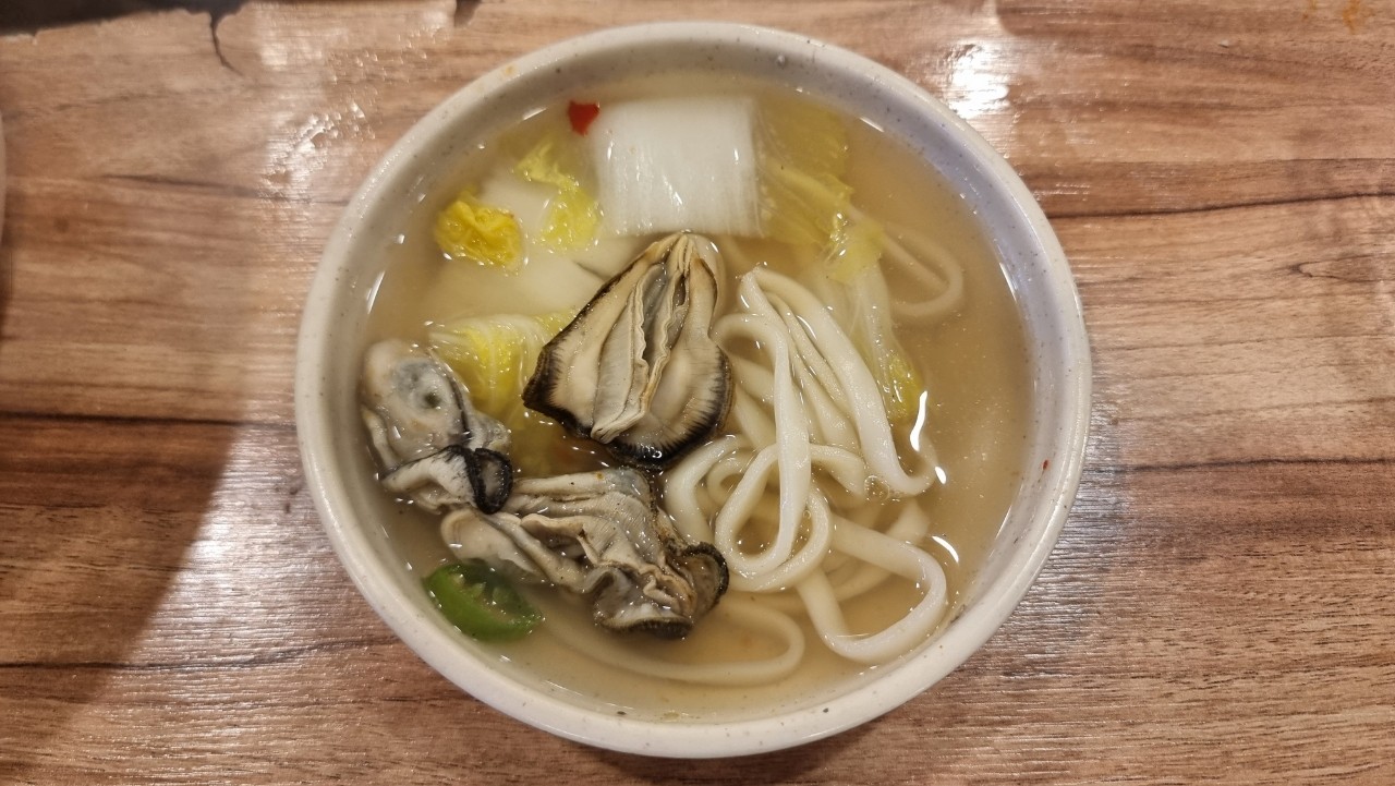 굴칼국수