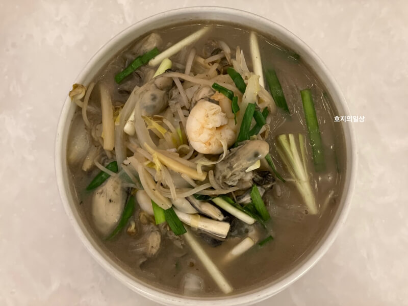 서울역 분위기 좋은 중식당 도원 스타일 - 굴짬뽕