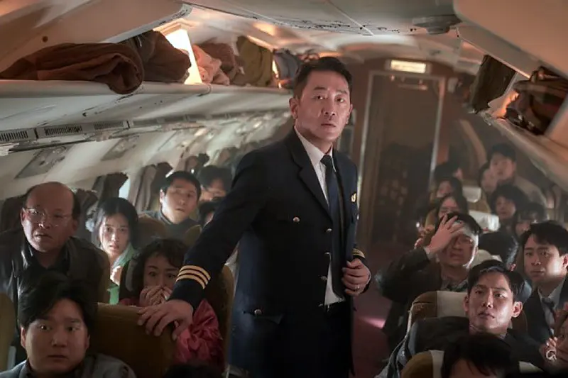 하이재킹에서 태인 역을 연기하는 하정우