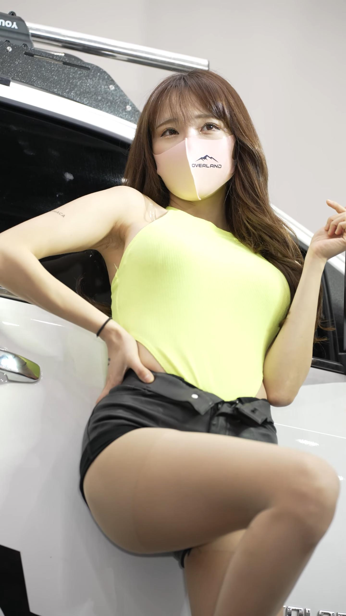 레이싱모델 민채 스타킹라인 핫팬츠 엉덩이