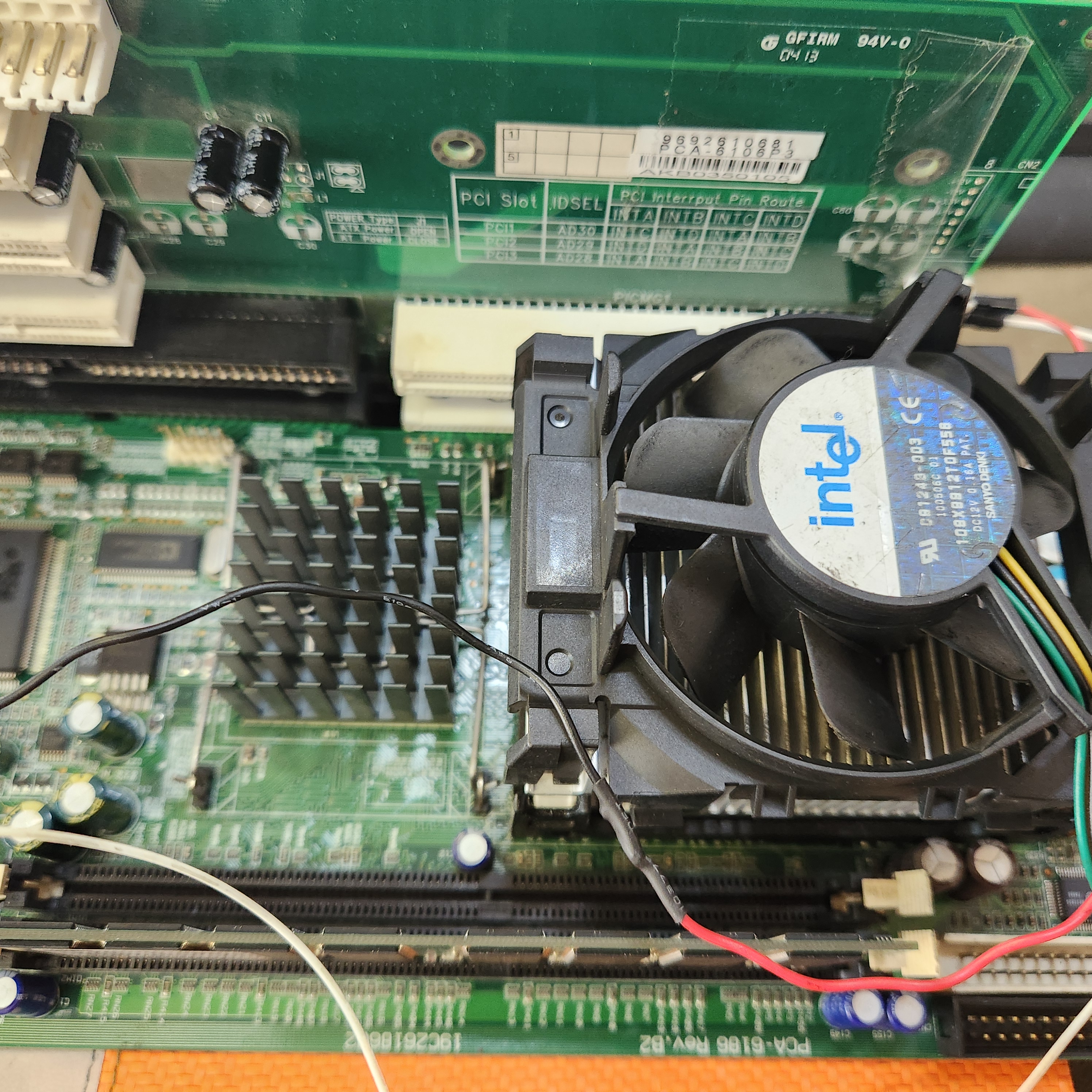 어드밴텍(ADVANTECH) 산업용컴퓨터 메인보드 PCA-6186 부팅불능 수리 사례