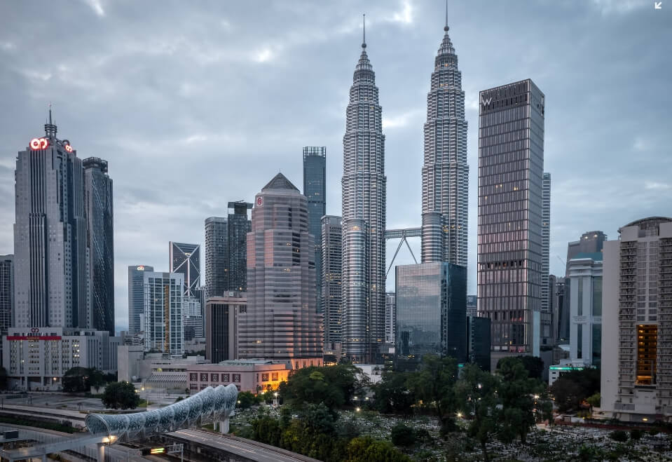 말레이시아 도시 풍경 빌딩이 많이 보이는 모습