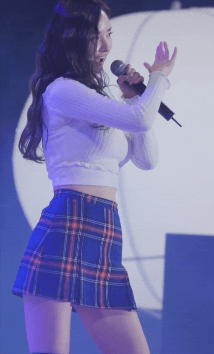 배우희 무대 움짤