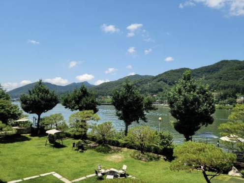 [카페] 서울 근교 드라이브 코스 - 남양주 북한강 전망좋은 카페 라온드뷰