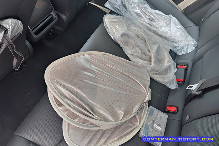 테슬라 모델3 하이랜드용 선쉐이드 보관 상태