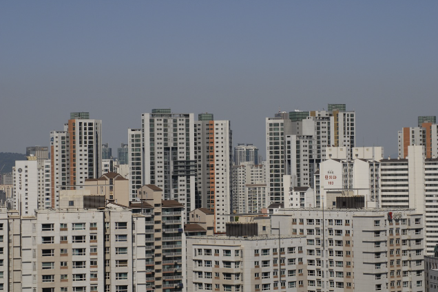 전세가율 변화가 주택 매매시장에 미치는 영향 분석