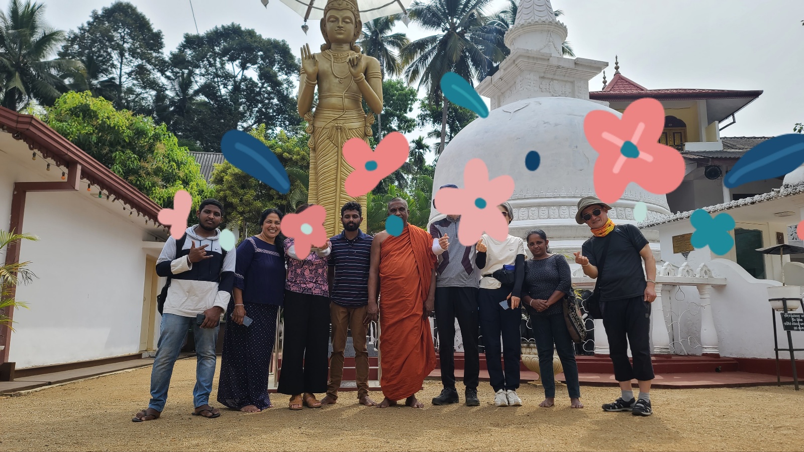 스리랑카-현지인들과-함께-사진