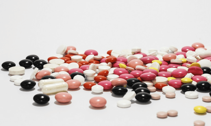 설사를 자주 하는 이유가 될 수 있는 약의 부작용을 일으킬 수 있는 여러가지 알약들