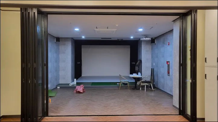 스크린 골프장 폴딩도어 개방