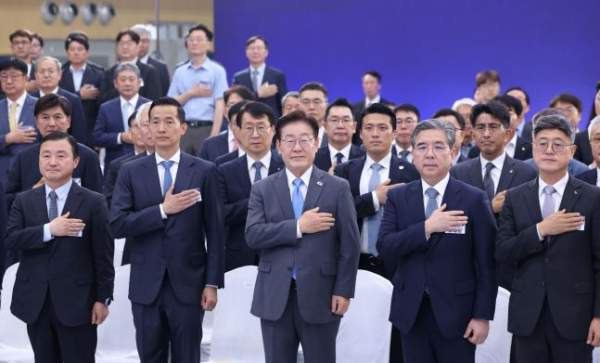 영남 대규모 투자: 정재헌 SKT 대표 영남권 140조 투자! 2GW AI 데이터센터 및 4대 대기업 297조 초대형 프로젝트 완벽 분석