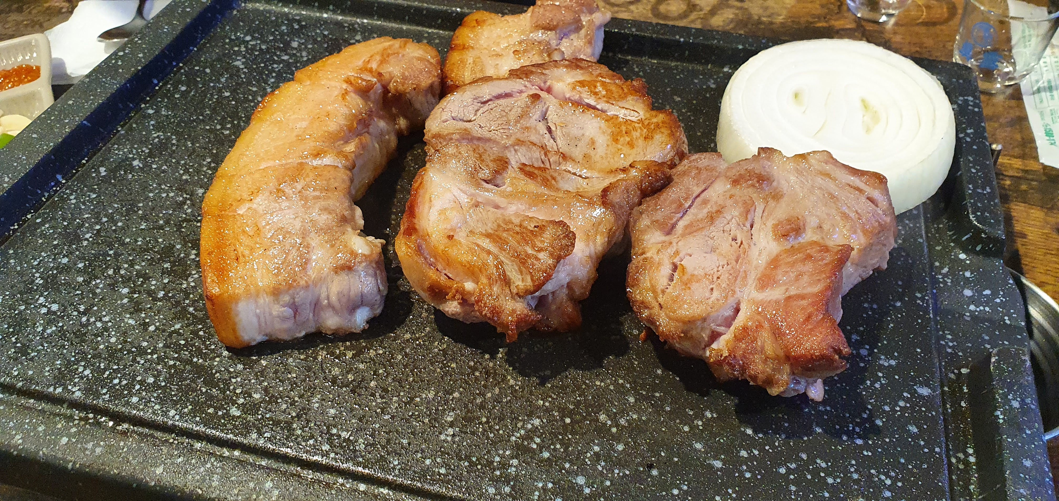 삼성동 여유돼지 고기