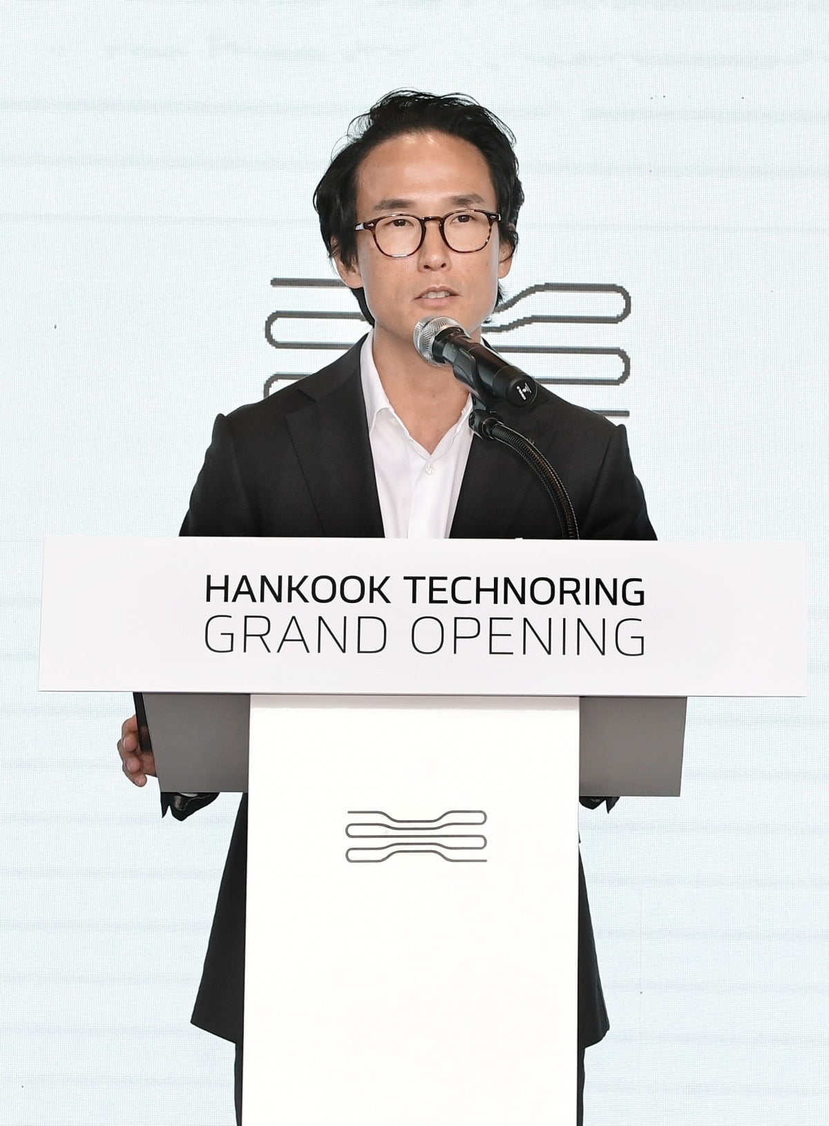 조현범 한국앤컴퍼니그룹 회장.