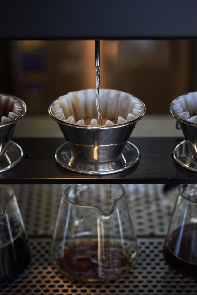 경기도 광주 카페 추천, 어로프 슬라이스 피스에서 뜀틀빵과 커피 꼭 먹어야 하는 이유