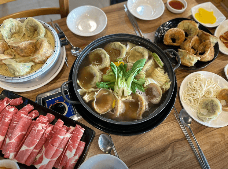 식사동 맛집 &quot;아리랑 개성손만두 식사점&quot; 음식