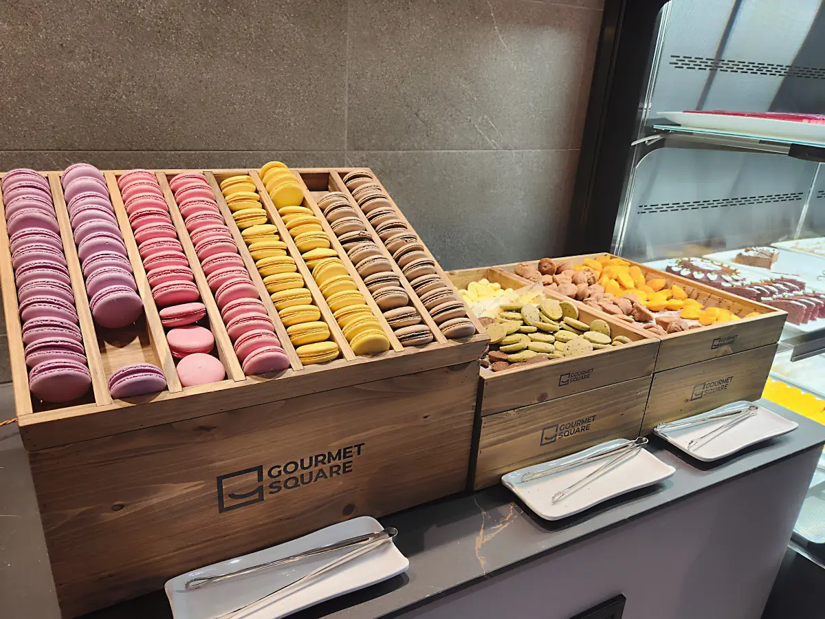 마곡-맛집-고메스퀘어-발산점-디저트-후식-마카롱-과자