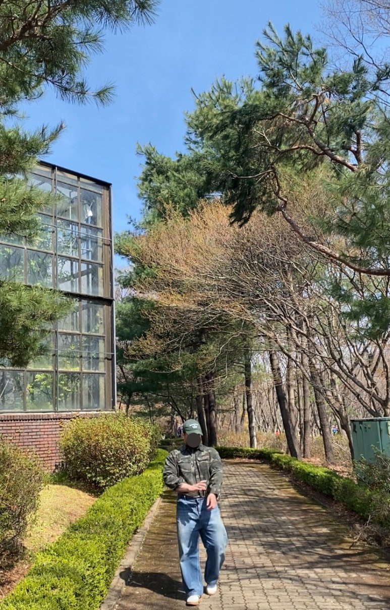 데일리룩(2025. 4. 15.)두마로 쿤스트하우스 코튼볼캡, 테이크이지 자이언트핏 카모자켓 카모셔츠 빈티지자켓 빈티지셔츠, 에러스익셉티드 왁스드 팬츠, 아디다스 그라다스 스니커즈