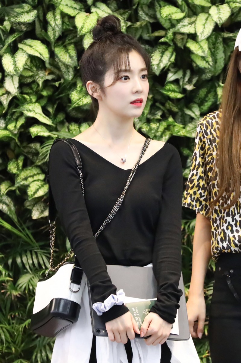 레드벨벳 아이린 똥머리