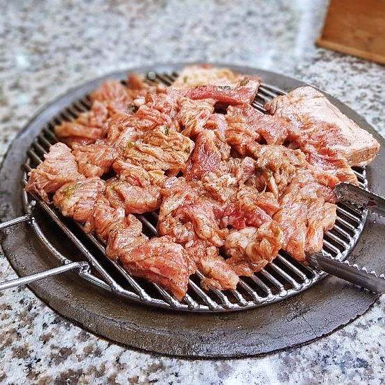 토요일은 밥이좋아 예산 덕산 스플라스 리솜 한우 양념 갈비 맛집 25년 전통 전문점 소갈비 연탄불 구이 예산10미 현지인 추천 토밥 좋아 방송정보