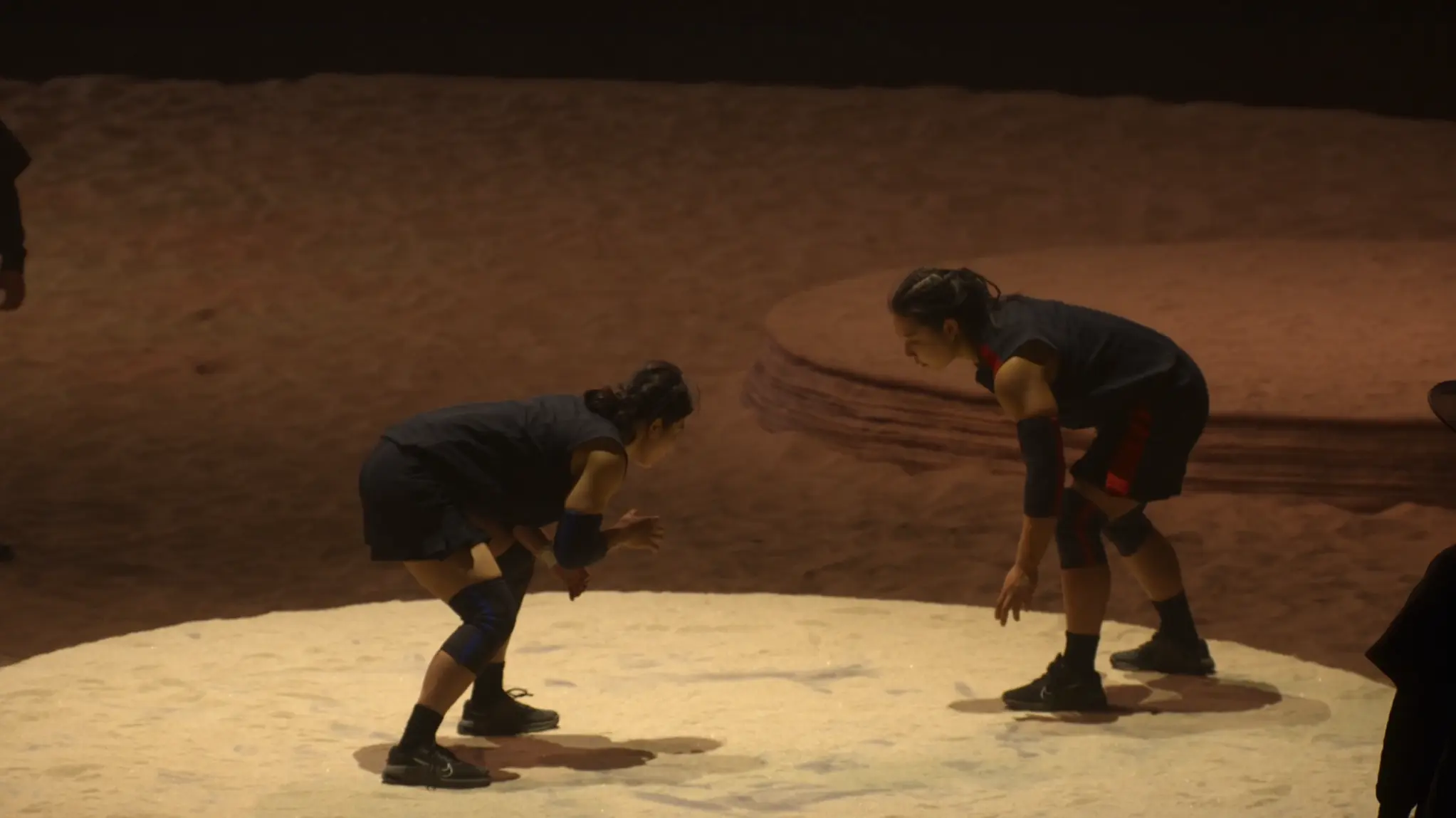 마지막 한 끗, 한일전 여자선수 맞대결로 마무리