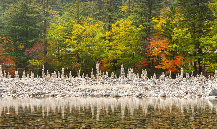 백담사 가는 길 계곡
