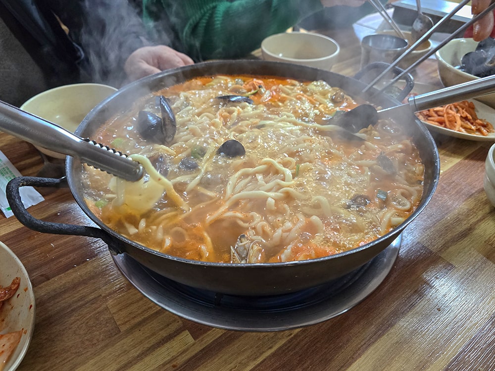 춘천 보영이네해물칼국수 별관-16