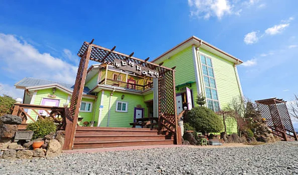 노스텔지아 펜션