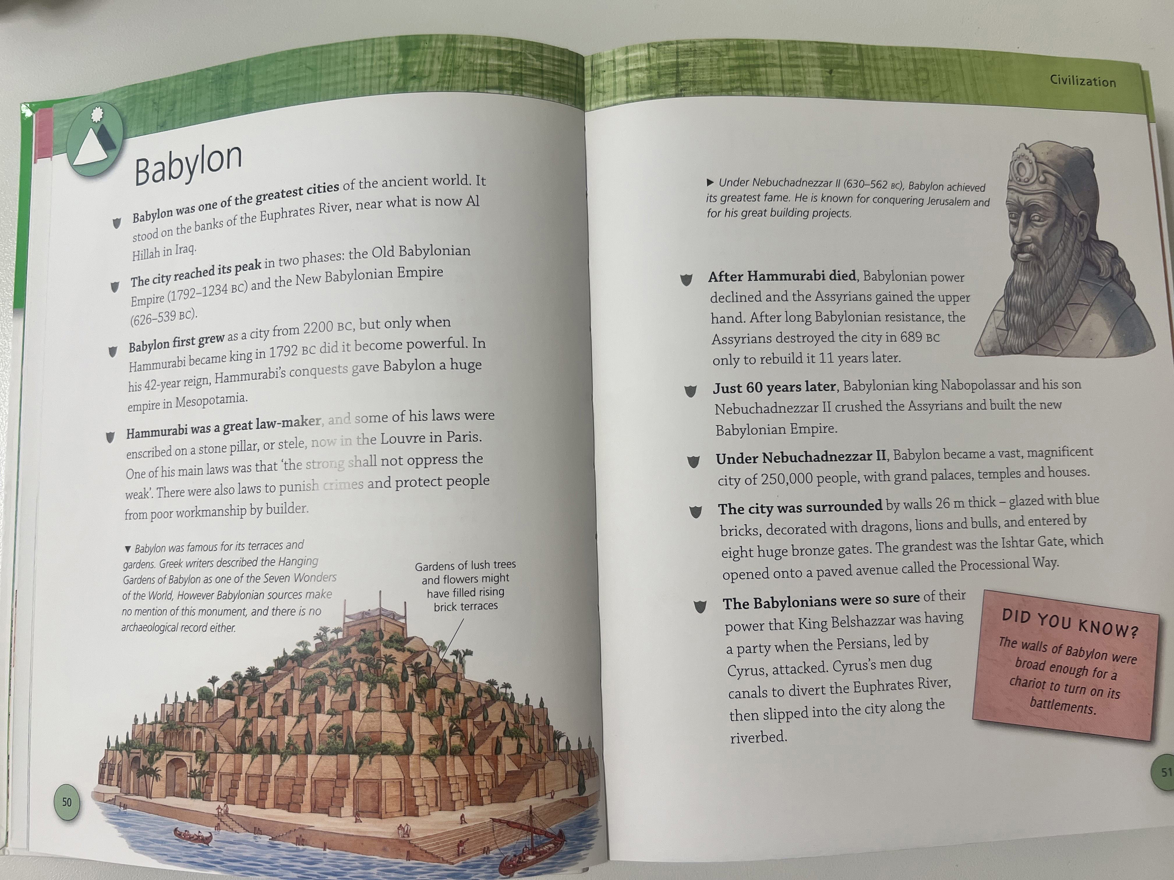 Encyclopedia of History - 내부