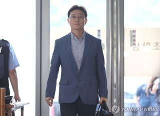 유재은 법무관리관