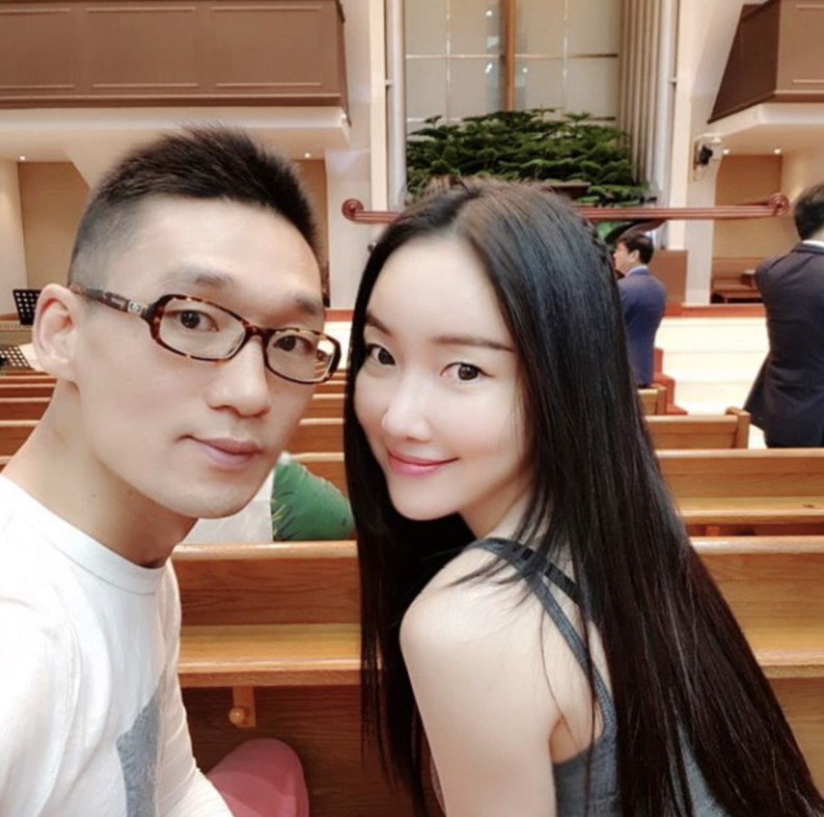 왕진진 낸시랭 신앙