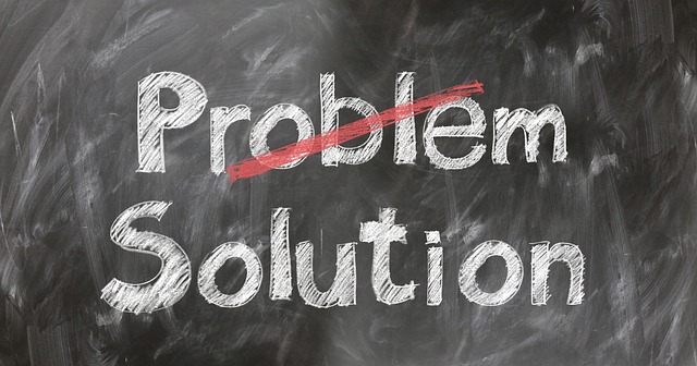 Problem과 Solution이라고 씌여진 칠판