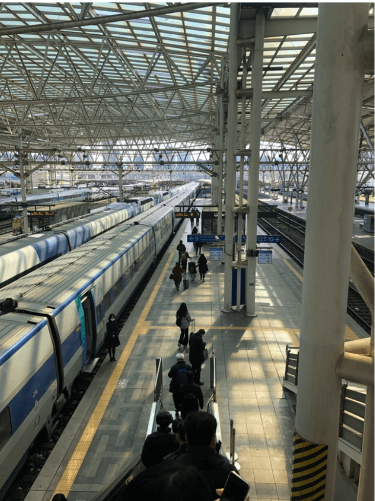 설날&amp;#44;추석&amp;#44;명절&amp;#44;기차예매&amp;#44; 설날기차예매일정&amp;#44; 추석기차예매일정&amp;#44; 기차예매일정&amp;#44; 기차예매 꿀팁&amp;#44; 명절 기차예매&amp;#44; KTX 기차예매일정&amp;#44; SRT기차예매일정&amp;#44; 취소표 예매방법&amp;#44; 설날 기차표예매하는방법&amp;#44; 장애인&amp;#44;고령자&amp;#44;국가유공자&amp;#44;일반인&amp;#44; KTX 휴대폰충전가능좌석&amp;#44; 모바일예매&amp;#44; 할인카드&amp;#44; 할인방법&amp;#44; PC예매&amp;#44; 모바일 어플예매&amp;#44; 안드로이용 KTX 어플다운&amp;#44; 안드로이드용 SRT 어플다운&amp;#44; IOS KTX 어플다운&amp;#44; IOS SRT 어플다운&amp;#44; 기차표 예매 꿀팁&amp;#44; 설날 기차표 예매 방법 완벽정리&amp;#44; 취소표 풀리는 시간&amp;#44; 현장발권방법&amp;#44; 설날 입석 예매&amp;#44; 입석예매방법&amp;#44; 