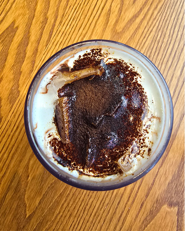 스타벅스 시즌 음료 블랙 글레이즈드 라떼