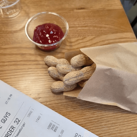 파이브가이즈 땅콩