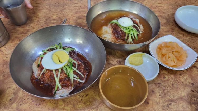 생활의달인 30년째 옥련암 약수물 육수 밀면 비빔밀면 달인 맛있는 밀면집 은둔식달 부산 부산진구 서면 맛집 오늘방송 정보