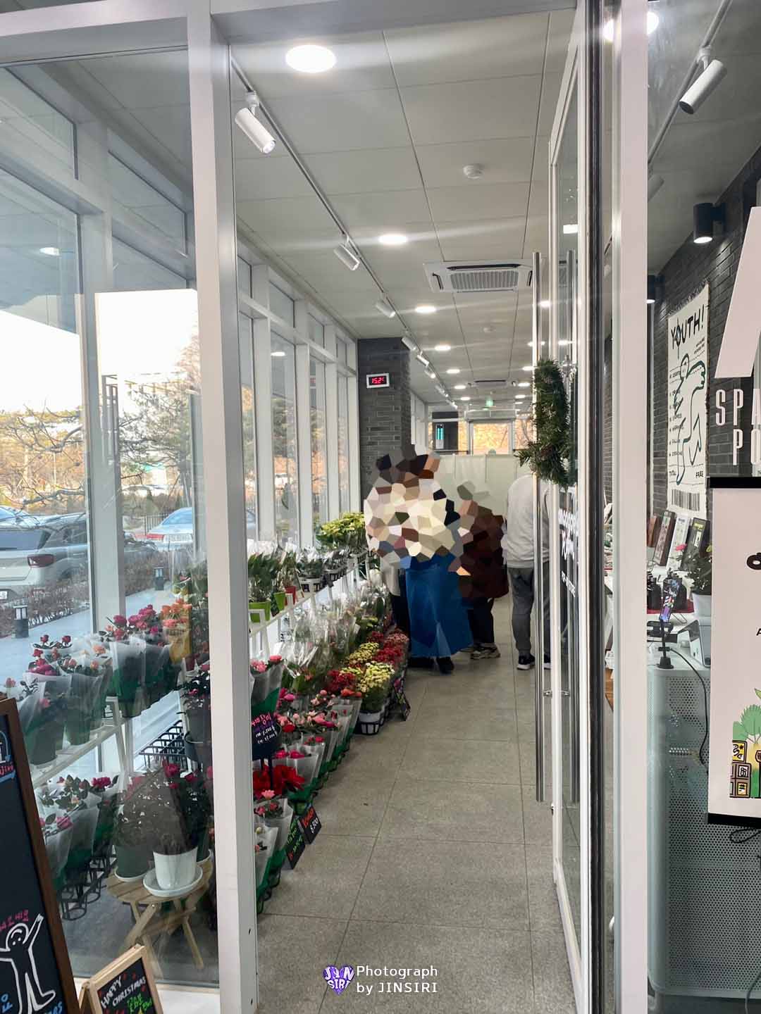 ๊ฒฝ๊ธฐ๋ ํ์ฃผ ๋ํ ์๋ฌผ์ ๋ฒ ์ด์ปค๋ฆฌ ๋ธ๋ฐ์น ์นดํ ์์ธ๊ทผ๊ต