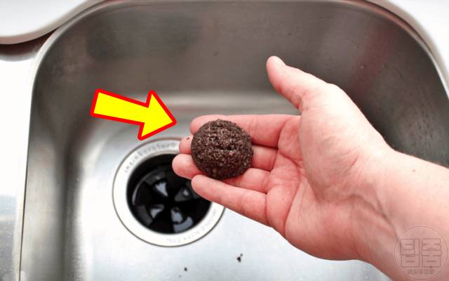 싱크대 청소 끈적임 기름때 원두찌꺼기 커피찌거기