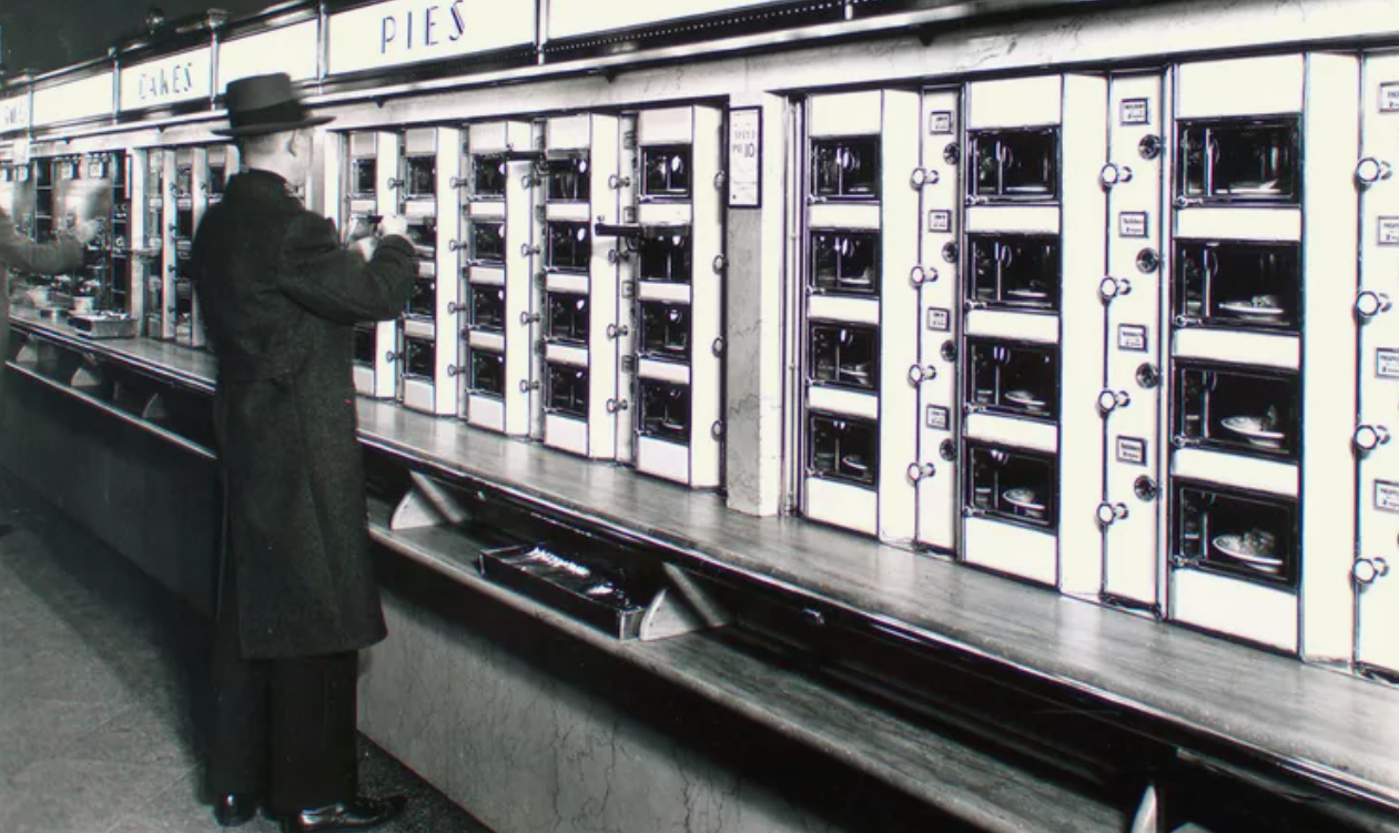 AUTOMAT