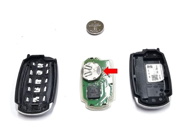 현대차_차량_리모컨_분해_모습