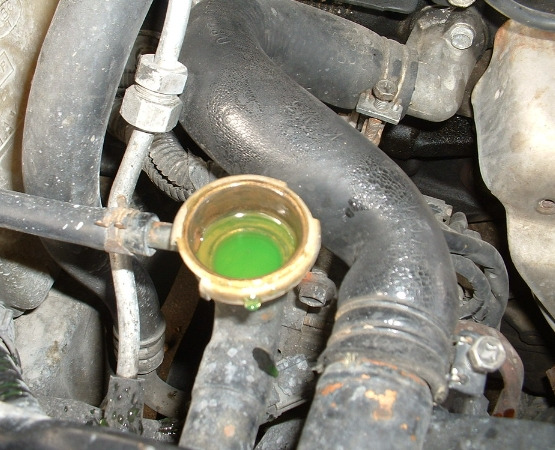 자동차 냉각수 부동액 누수 원인