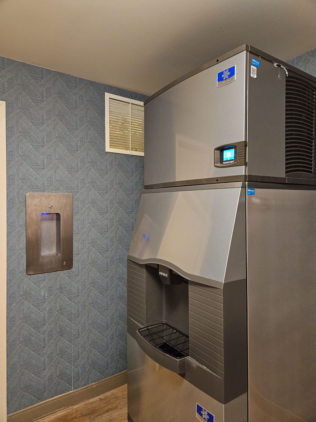 하와이 쉐라톤 와이키키 물 지급