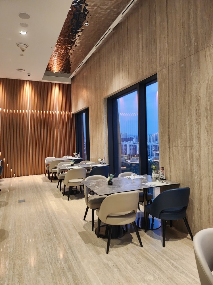 뷔페 내부 모습