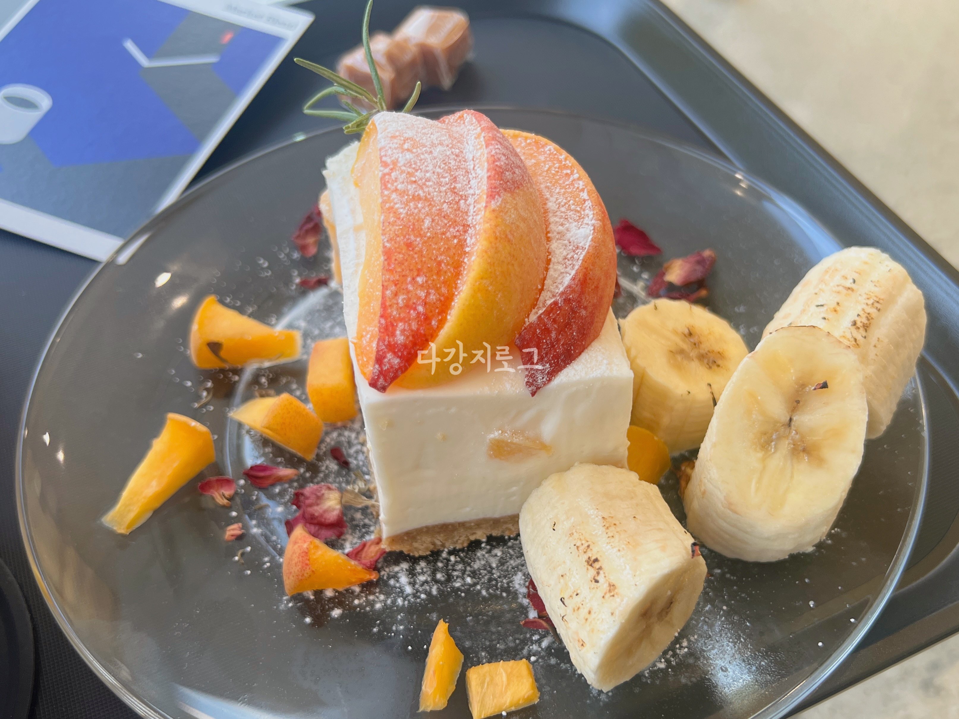 담양 빨간벽돌카페 야외카페 알에디션