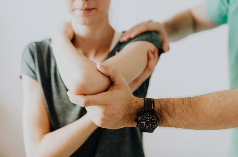 관절 콘드로이친