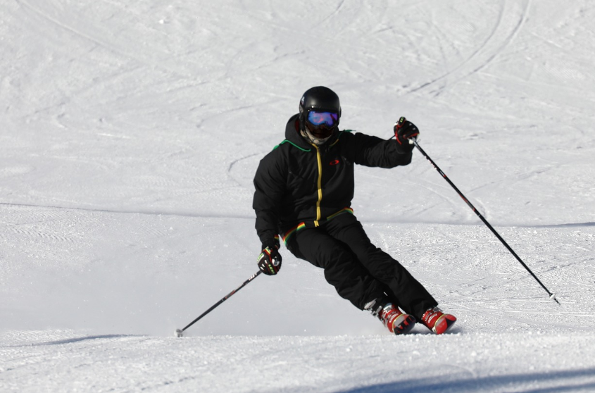 알프스에서 즐기는 겨울 스포츠 스키투어 여행