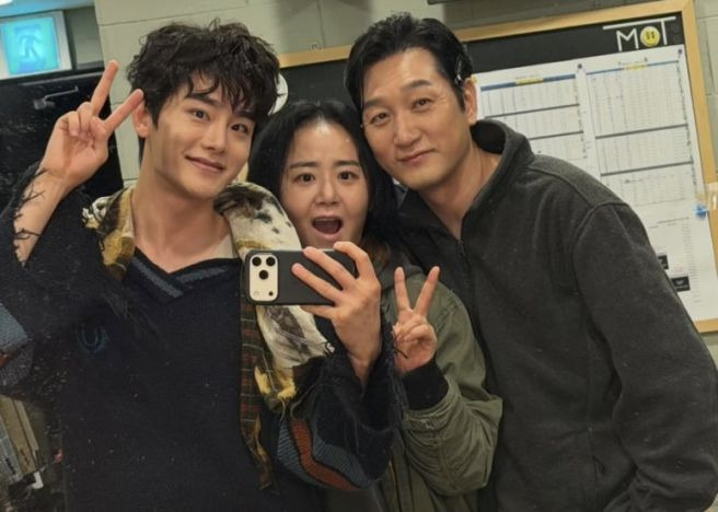 정평 나이 프로필 총정리｜본명 정동진&middot;문근영 남편&middot;7살 차이&middot;뮤지컬 아가사&middot;빨래&middot;아이다 출연작