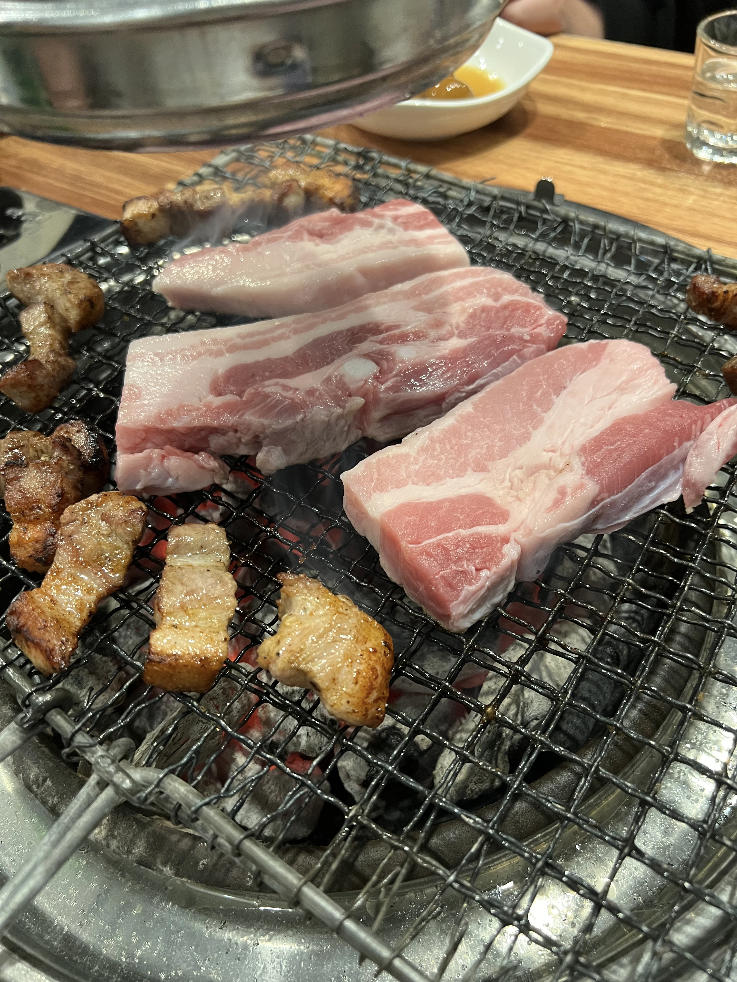 서충주 화자본가 삼겹살 및 목살
