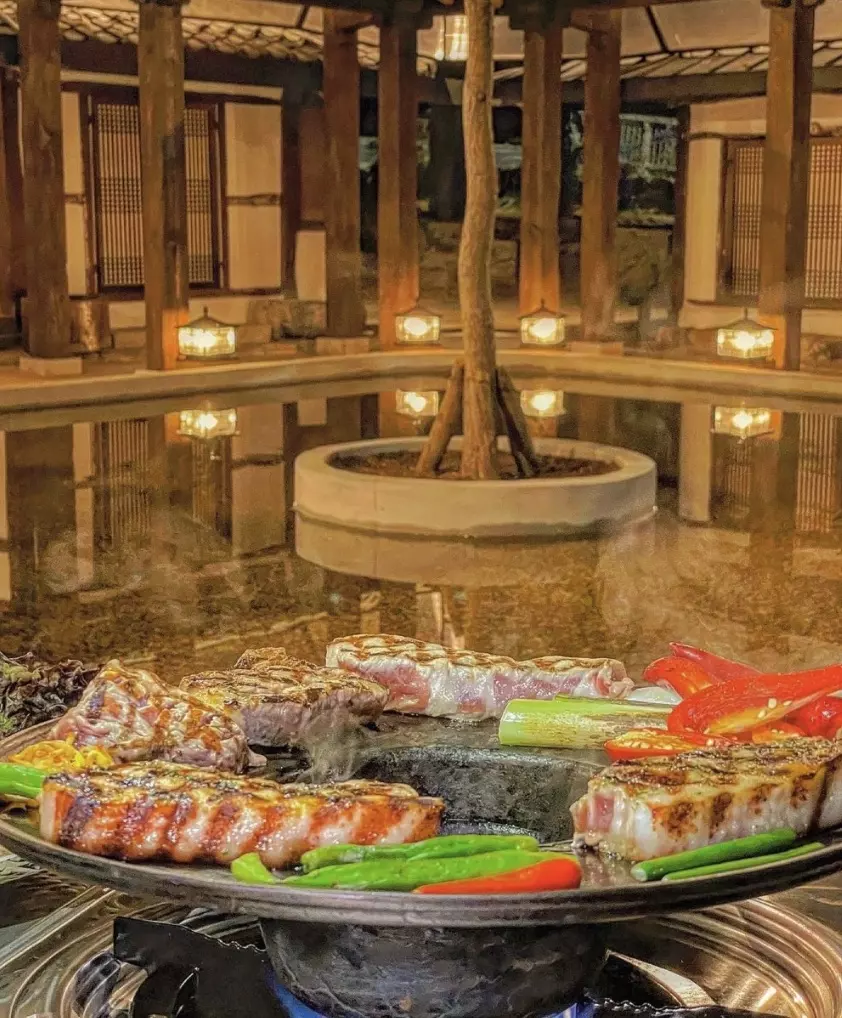 생방송-투데이-리얼-맛집-100-년-한옥-흑돼지-맛집-위치-안내